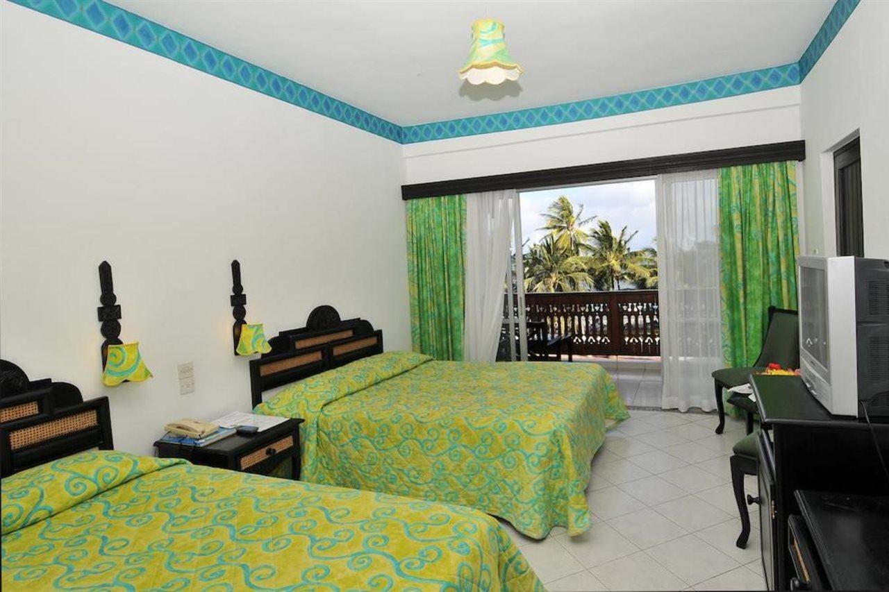 Bamburi Beach Hotel Eksteriør bilde