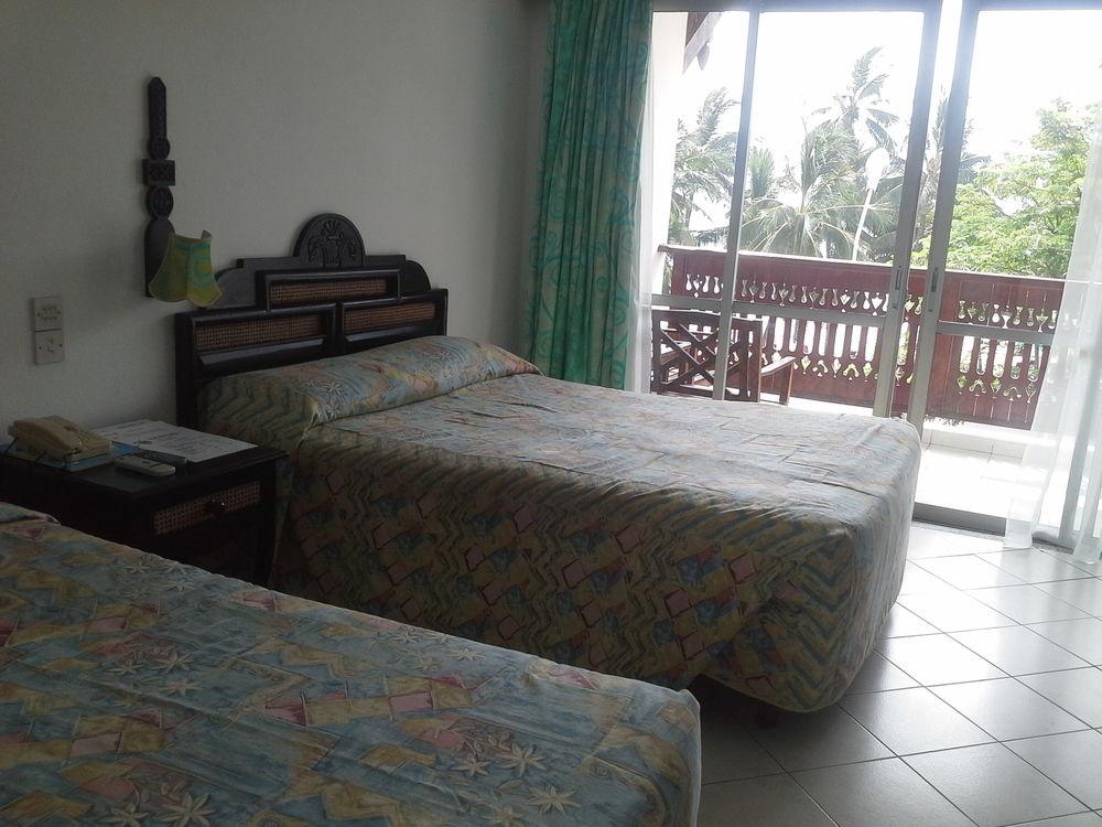 Bamburi Beach Hotel Eksteriør bilde
